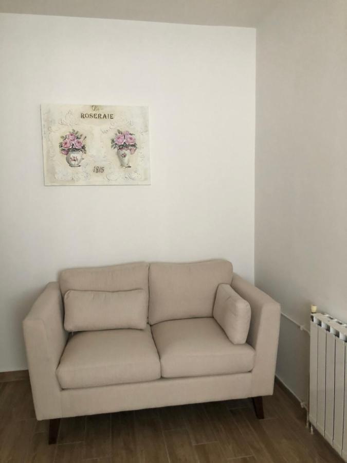 Guesthouse Tariba Supetarska Draga Ngoại thất bức ảnh